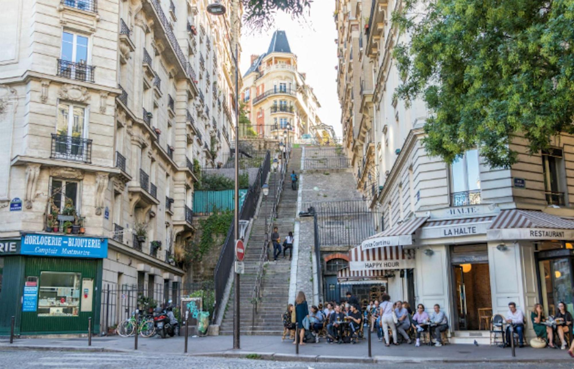 Charming Duplex In Montmartre Apartment Paris Exterior photo